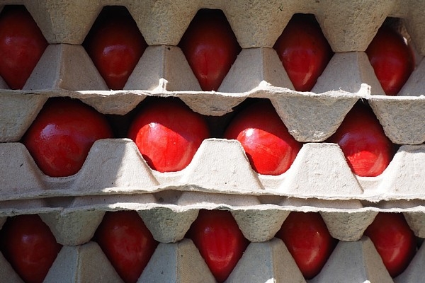 Pārtikas paliekas palīdzēs tikt pie košām un krāsainām Lieldienu olām 